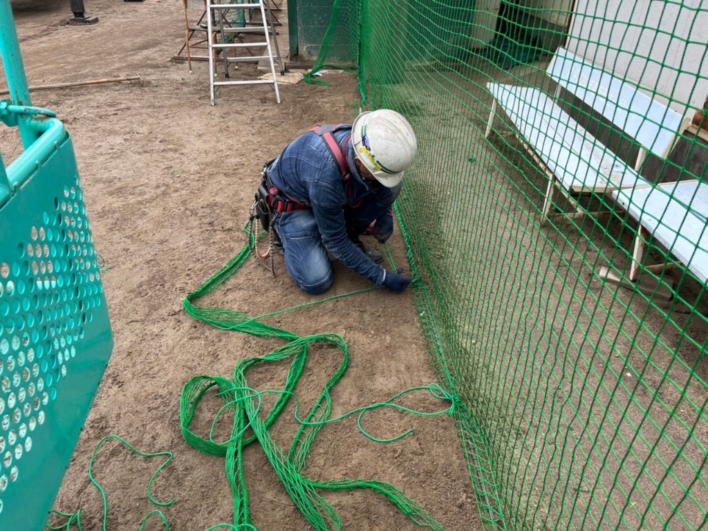 野球場ネット張替及び修繕工事